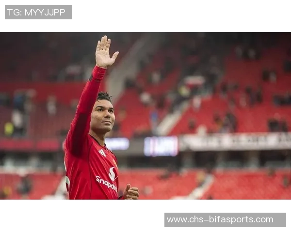 曼联寻求奥斯梅恩降薪加盟不愿免费签法甲锋线新星背后原因揭秘